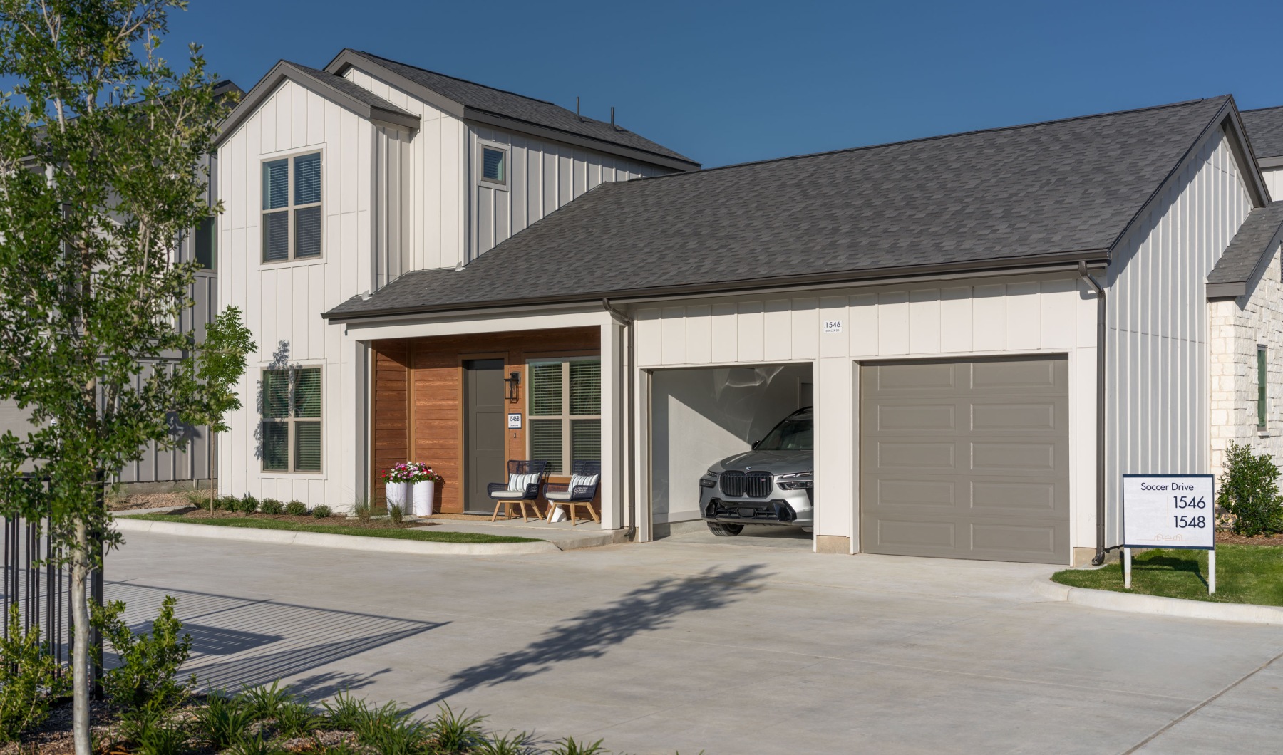 exterior of parcHAUS at Paloma Creek with Texas size garage attached